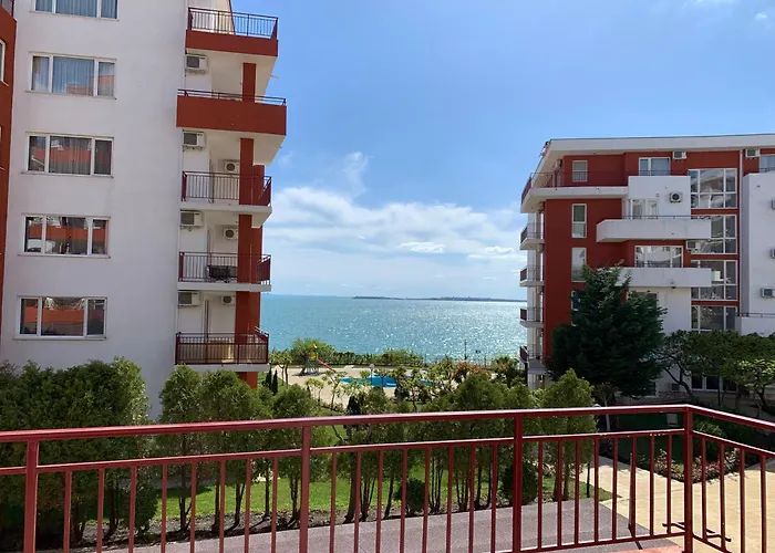 Noks- Marina- Avalonia *