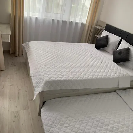 Noks- Marina- Avalonia *