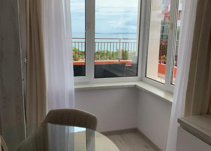 Noks- Marina- Avalonia Apartamento *