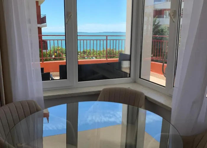 Noks- Marina- Avalonia Apartamento